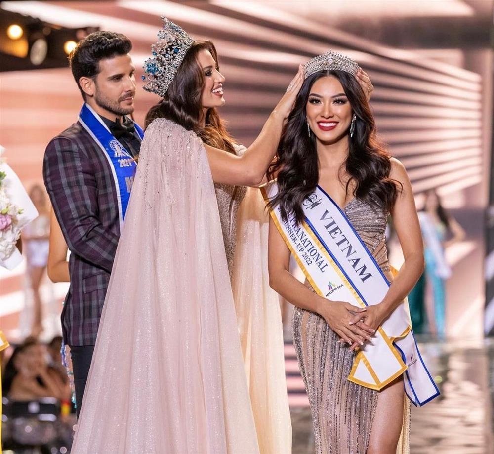 Hoàng My khen Kim Duyên đẹp hơn Miss Universe 2021-13
