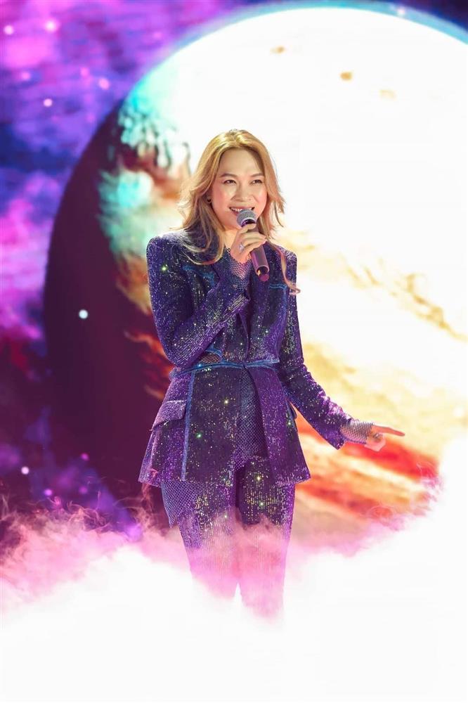 Mỹ Tâm lộ bụng chuẩn bà bầu?-6