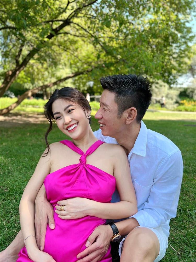 Á hậu Việt Nam Diễm Trang mang bầu lần 2-2