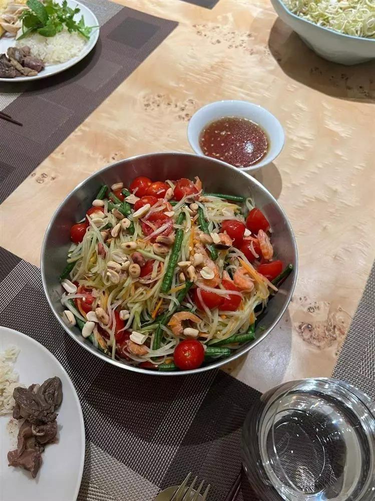 Trình nấu ăn của Hồ Ngọc Hà thế nào mà nói Kim Lý số hưởng?-8