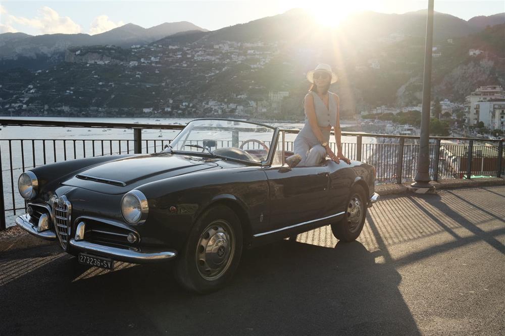 Chụp ở Ý: Ngô Thanh Vân chill, Lý Nhã Kỳ sang, Ngọc Trinh lố-3