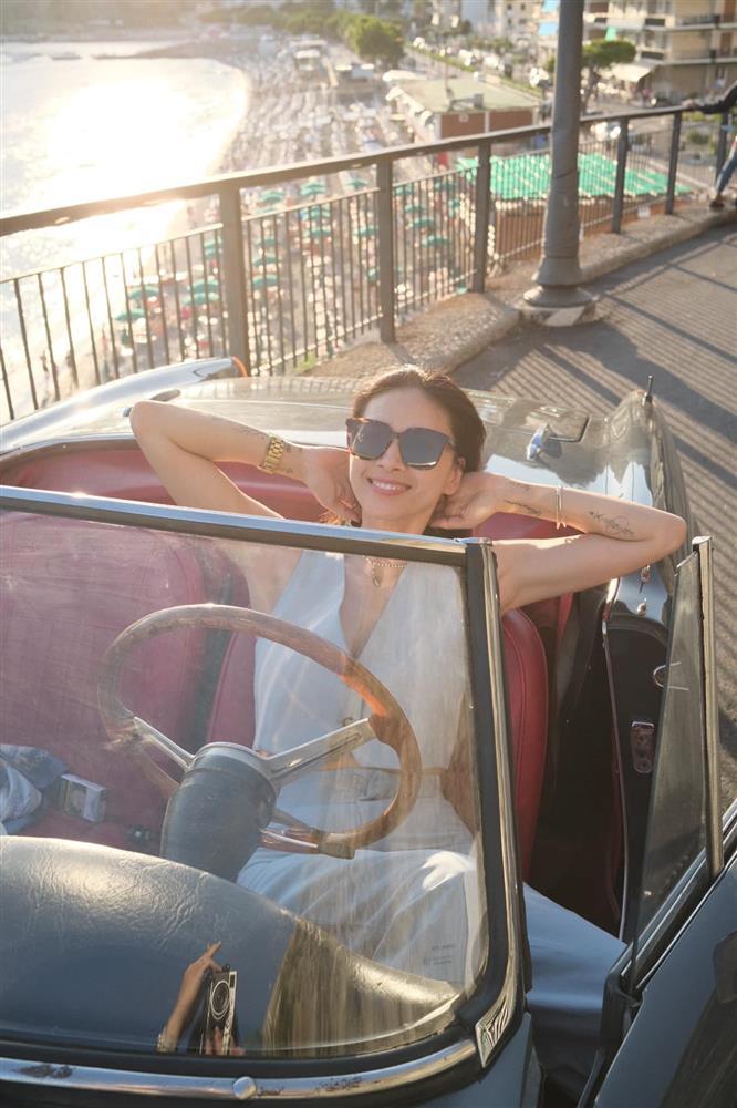 Chụp ở Ý: Ngô Thanh Vân chill, Lý Nhã Kỳ sang, Ngọc Trinh lố-5