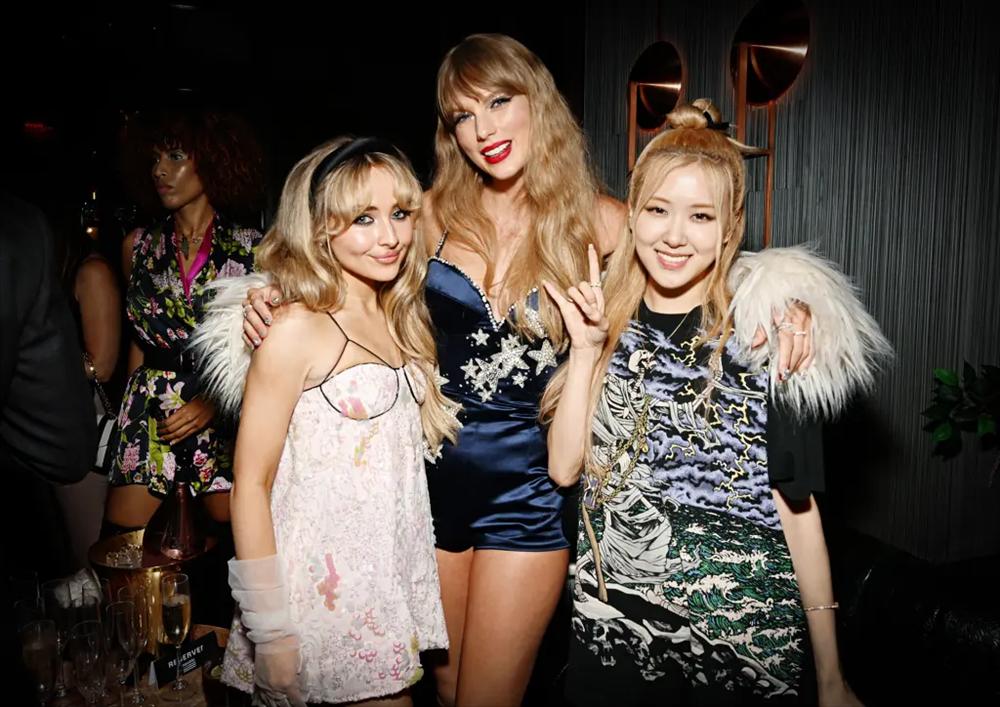 Bạn trai dẫn Taylor Swift trốn paparazzi khi dự tiệc sau VMAs 2022-3