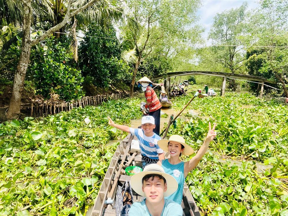 Mối quan hệ giữa chồng Jennifer Phạm và con riêng hoa hậu-4