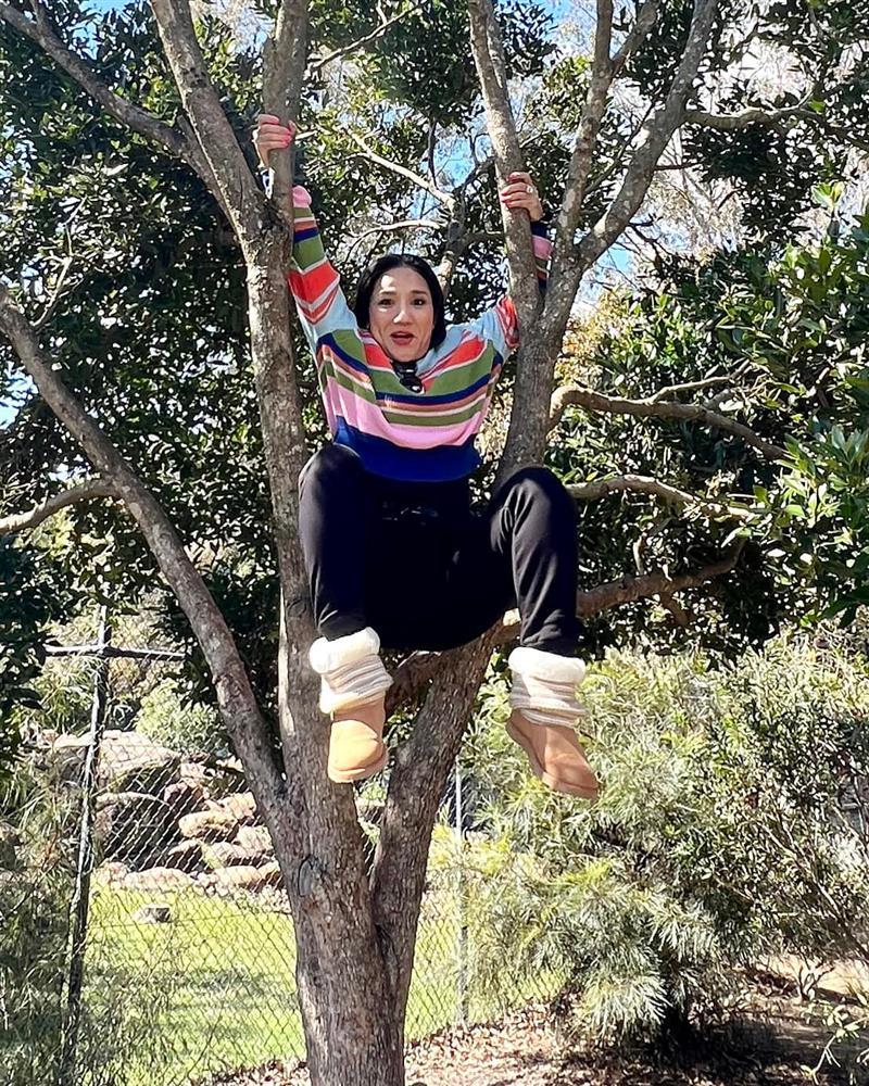 Tin showbiz Việt ngày 30/8: Mâu Thủy khoe cận nhẫn đính hôn-4