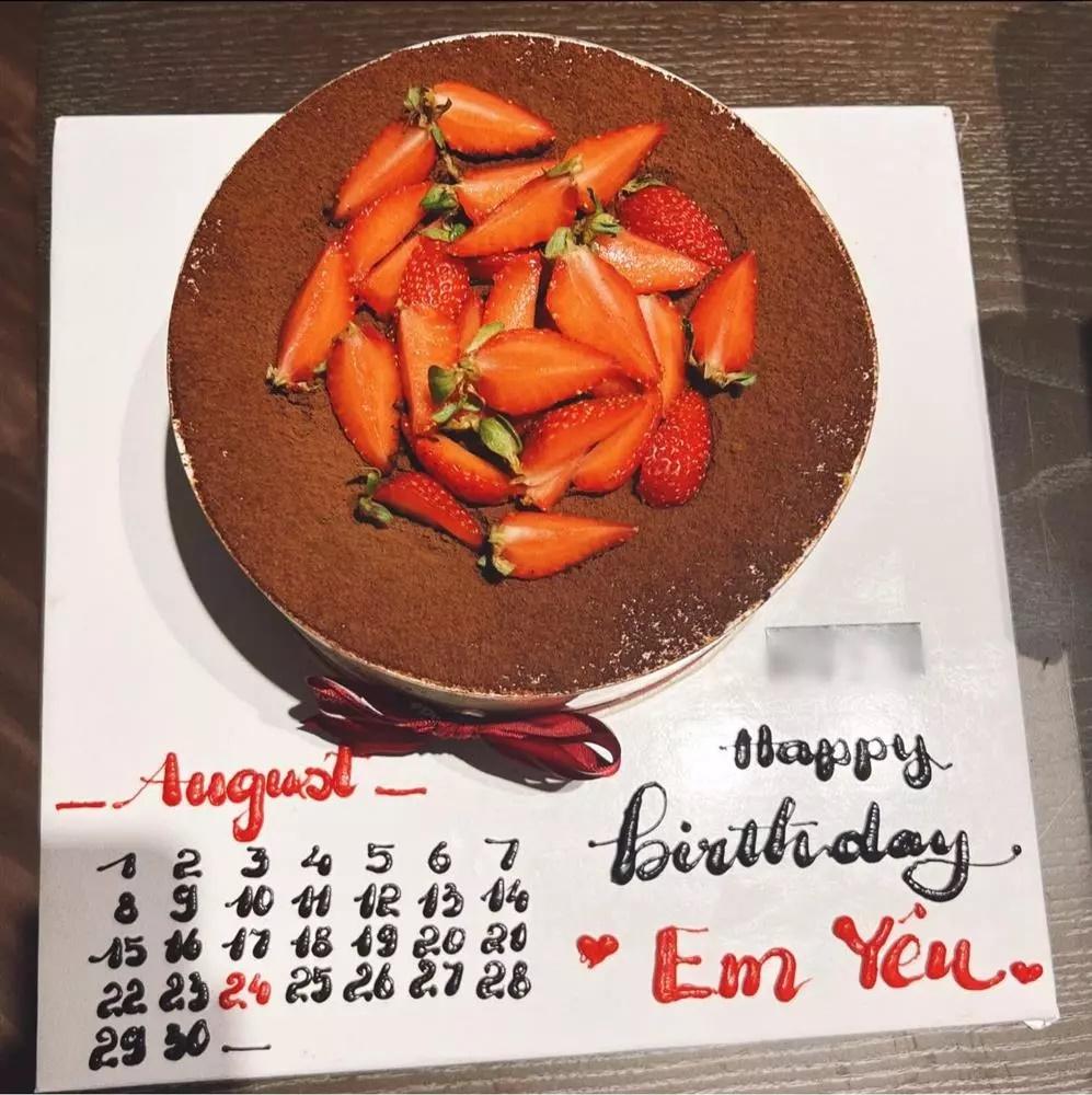 Đặng Văn Lâm bí mật cùng bạn gái hâm nóng tình cảm-6