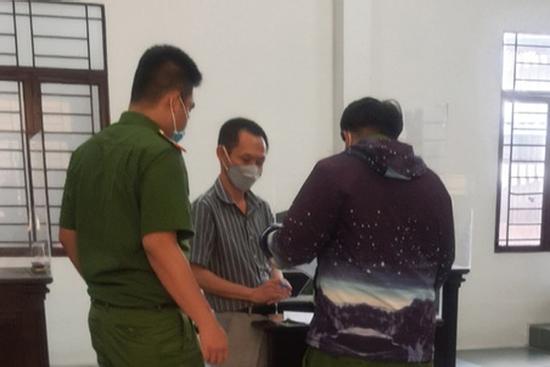 Dâm ô bé 11 tuổi, giáo viên tại trung tâm gia sư khai lời khó tin