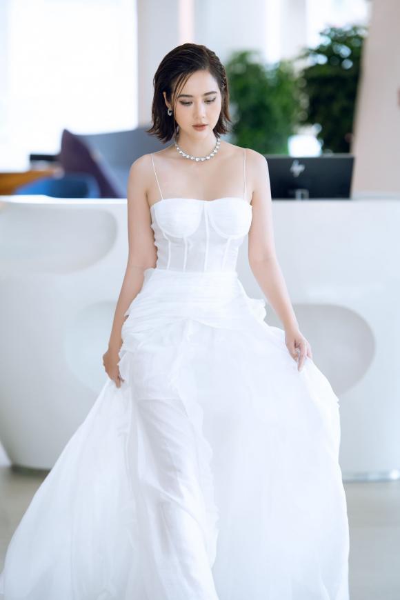 Nhã Phương tăng cân xinh đẹp - Á hậu Bảo Ngọc ghi điểm-2