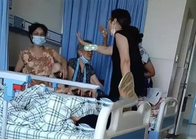 Cụ ông 85 tuổi lủi thủi đi viện, 5 đứa con chẳng ai thèm đoái hoài-3