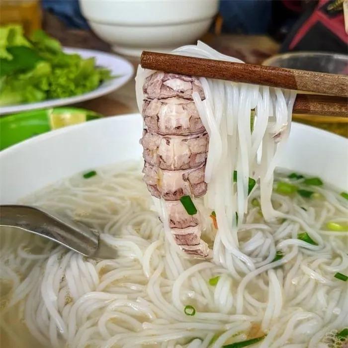 Đã đến Hạ Long nhất định phải thử món bún ăn mãi không chán-2