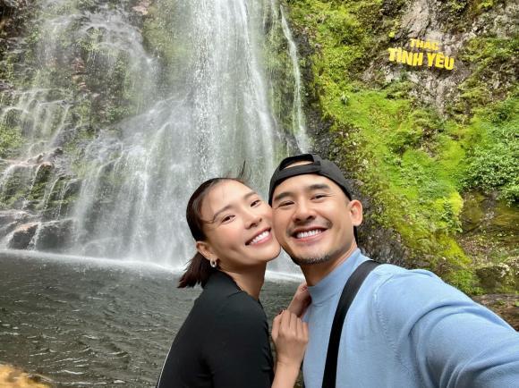 Sau tin đồn ngoại tình, Lương Thế Thành đưa Thuý Diễm đi du lịch-1