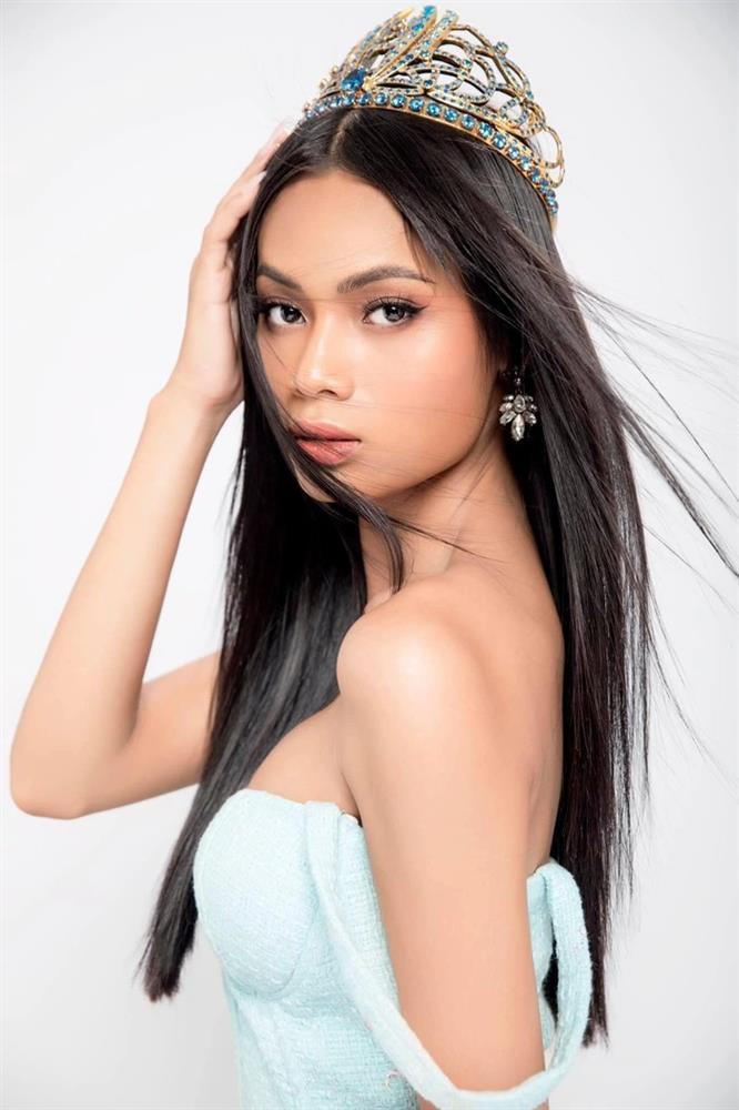 Hương Giang thực hiện ước mơ Hoa hậu của Châu Kim Sang-1