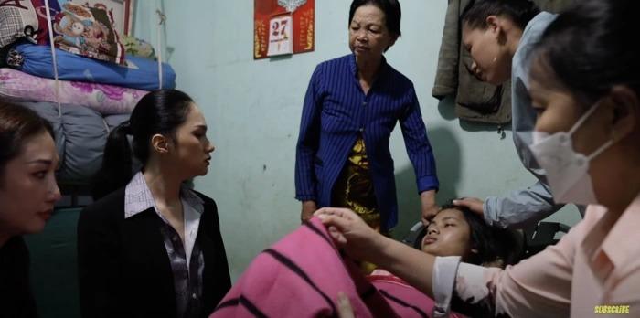 Hương Giang thực hiện ước mơ Hoa hậu của Châu Kim Sang-4