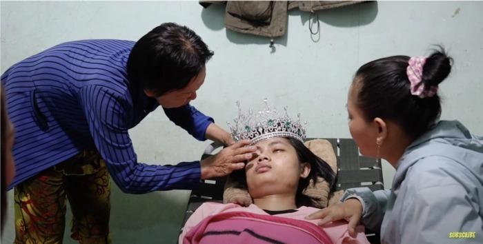 Hương Giang thực hiện ước mơ Hoa hậu của Châu Kim Sang-5