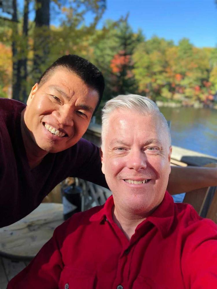 Cuộc sống trai Việt được ông Tây cho 10 tỉ sau vài lần gặp-6