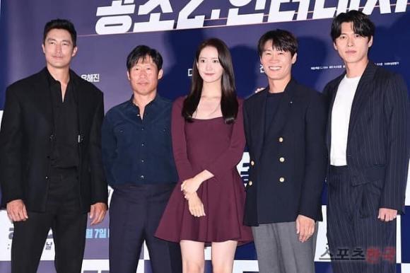 Hyun Bin mất điểm chỉ vì... một chiếc quần-3