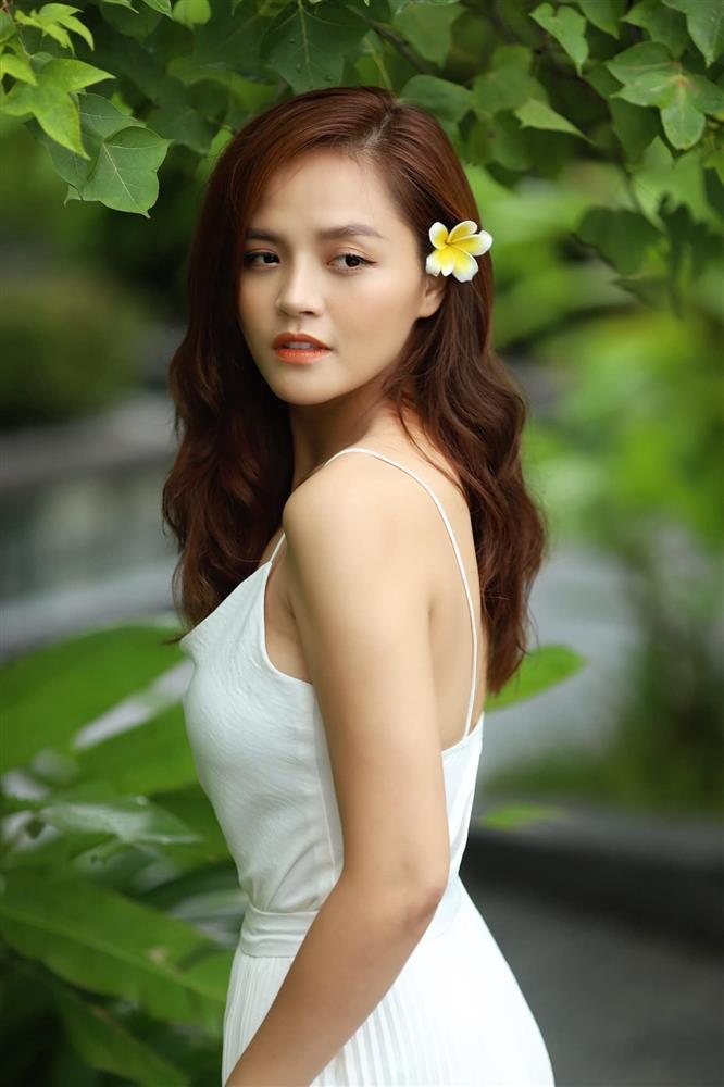 Thu Quỳnh thừa nhận vì kiêu ngạo, tham lam khiến cô từng ngã ngựa-1