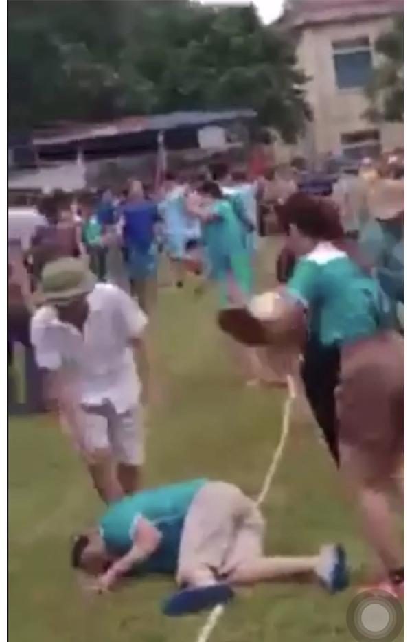 Người đàn ông tử vong khi chơi kéo co-1