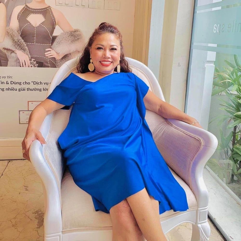 Siu Black tái xuất tươi tỉnh, trẻ trung sau nhiều năm vướng nợ nần-1