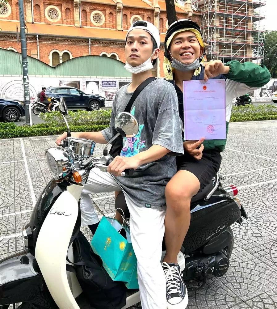 Cặp đôi vừa nên duyên từ Người Ấy Là Ai khoe kết hôn-4