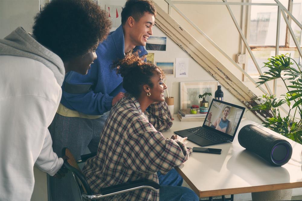 3 mẫu loa di động Sony mới: Âm thanh mạnh mẽ, ‘quẩy’ tiệc cực sung-4