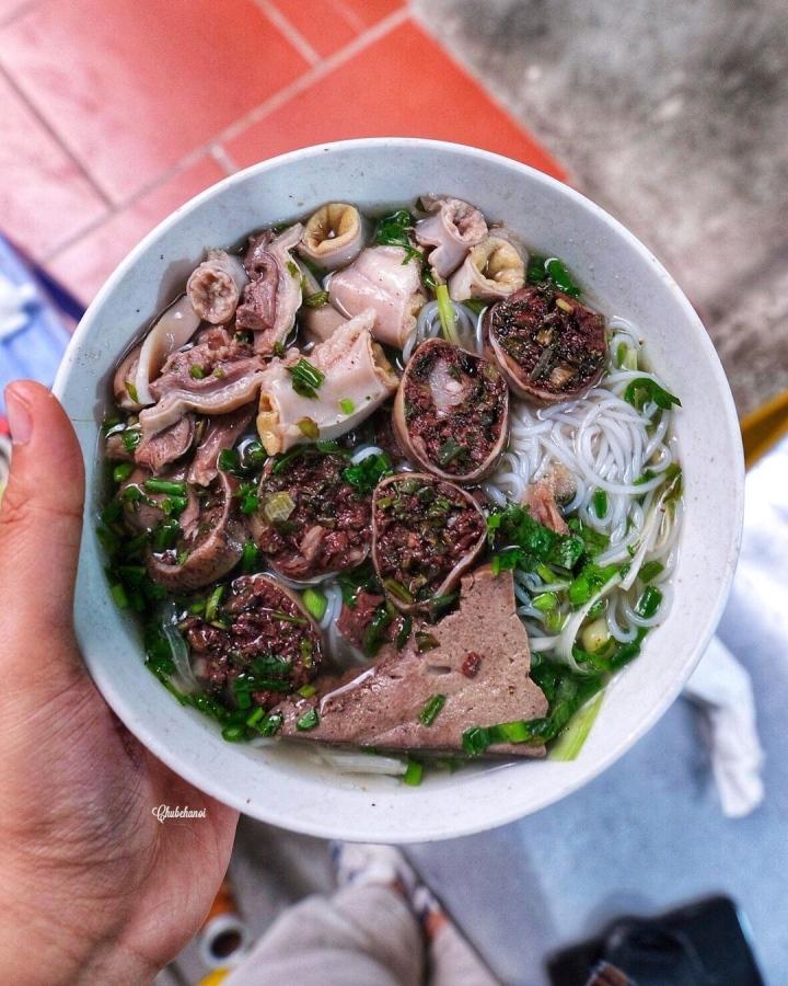 Ẩm thực Việt có món bún lòng gây nghiện nhiều topping hấp dẫn-3
