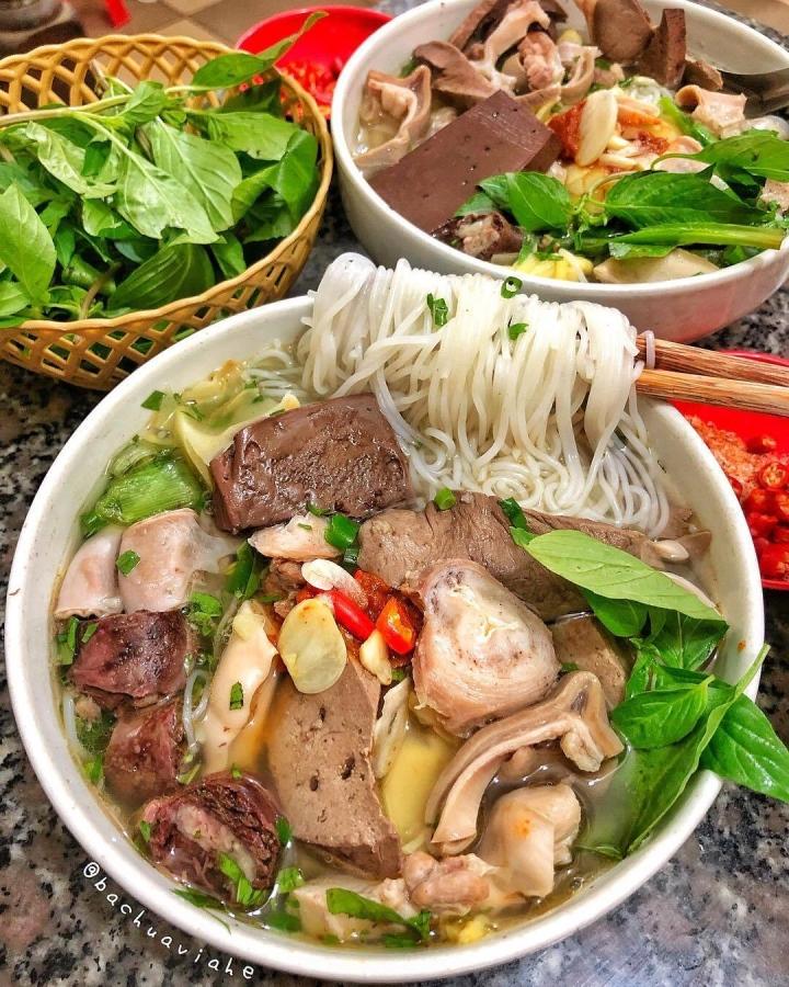 Ẩm thực Việt có món bún lòng gây nghiện nhiều topping hấp dẫn-5