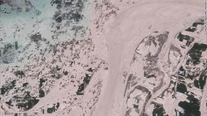 Đáng sợ như lũ lụt Pakistan: Từ đồng bằng thành hồ nội địa 100 km-2