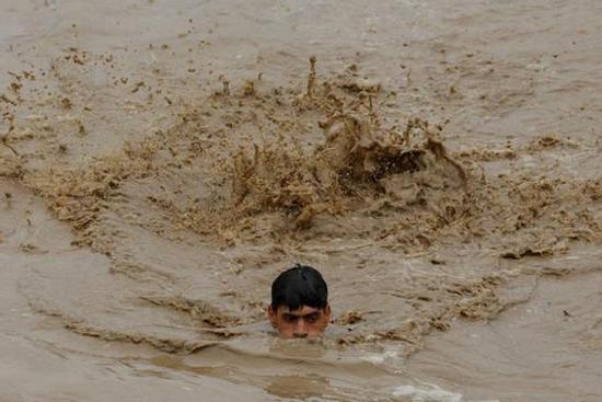 Đáng sợ như lũ lụt Pakistan: Từ đồng bằng thành hồ nội địa 100 km