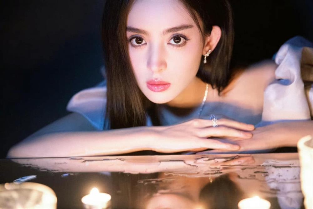 Cổ Lực Na Trát bị dè bỉu, 9 tháng chỉ hẹn hò không thèm đóng phim-2