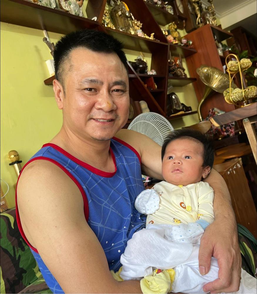 Tin showbiz Việt ngày 1/9: Ngọc Trinh gợi cảm đón tháng mới-12