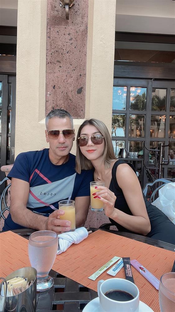 Ngọc Quyên hiếm hoi khoe ảnh sánh đôi bạn trai Tây-11