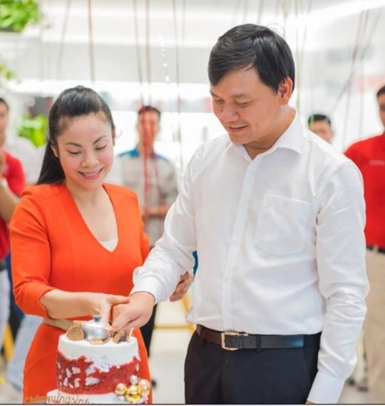 Ảnh hiếm về nóc nhà xinh đẹp của cá mập nổi tiếng Shark Tank-3