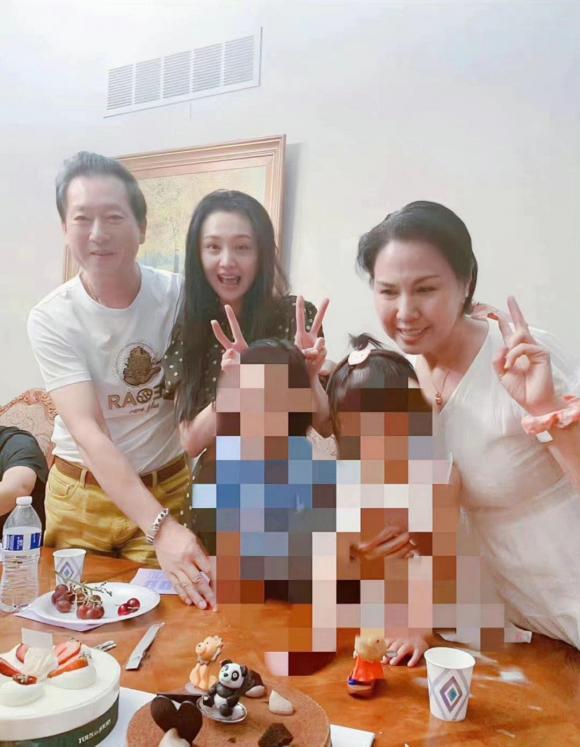 Trịnh Sảng lần đầu đăng ảnh cùng 2 con sau scandal mang thai hộ - 2sao