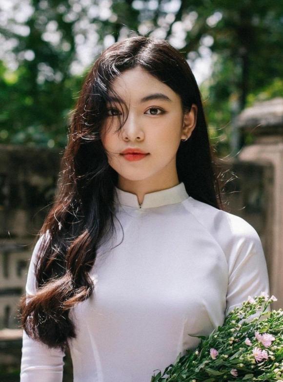 Lọ Lem nhà Quyền Linh tỏa sáng với làn da trắng hồng, visual xuất sắc-4