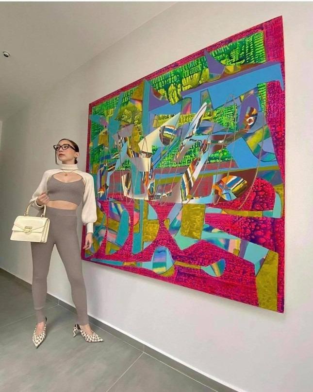 Sao Việt lên hình mét rưỡi: Khổ nhất Lương Thùy Linh-4