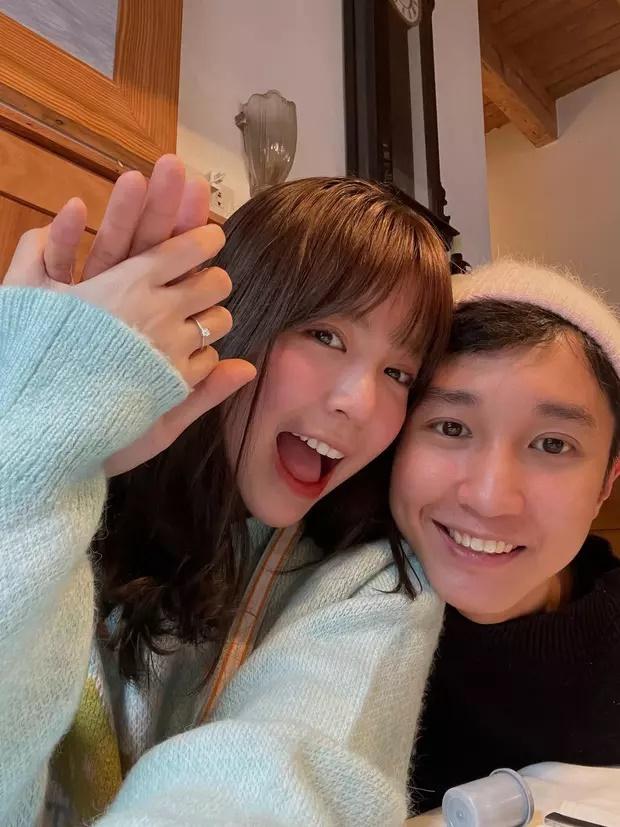 Cận lễ vật ca sĩ đình đám hỏi cưới hot girl Bộ 3 Sát Thủ-5