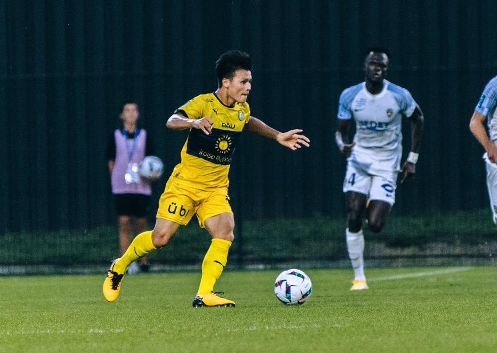 Quang Hải đi giật lùi: Mừng hay lo đây ông Park?-1