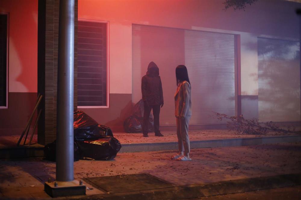 Phương Anh Đào tỏa sáng trong phim Vô Diện Sát Nhân-2