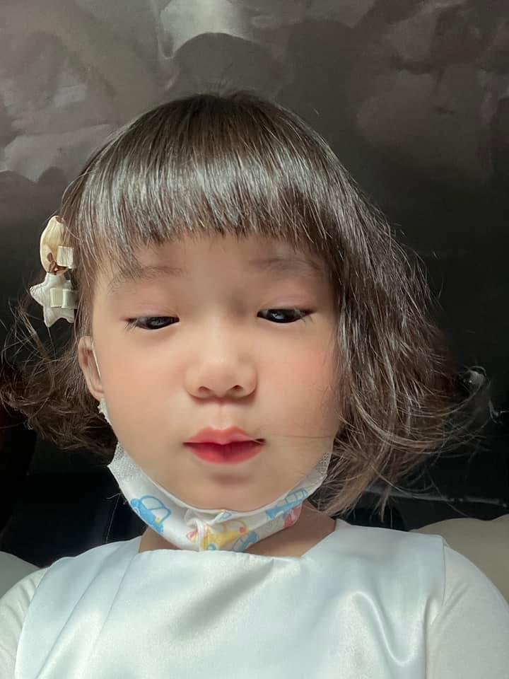 Con gái JustaTee chiếm spotlight trong đám cưới toàn celeb-8