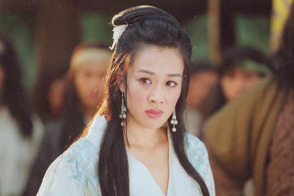 Bí quyết giữ da cổ không nếp nhăn của Chung Lệ Đề-4