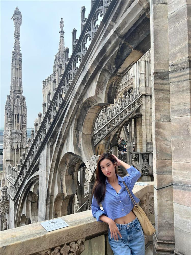 Tin showbiz Việt ngày 2/9: Mẹ đẻ và mẹ chồng Lê Phương thân thiết-5