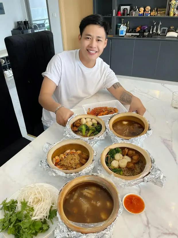 Cuộc sống hot boy trà sữa sau 5 năm rời Thách Thức Danh Hài-4