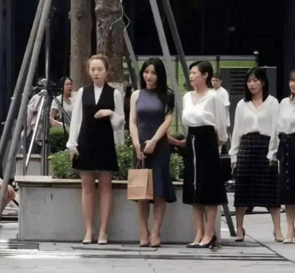 Sắc vóc nổi bật của người đẹp U50 Liễu Nham-3