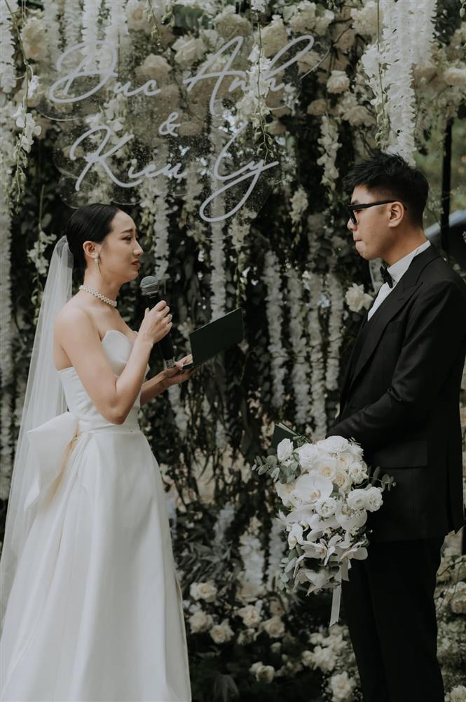 Hot girl Kiều Ly Phạm khóc như mưa trong đám cưới toàn celeb-6