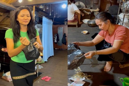 Để vàng trong túi nilon tặng mẹ, hoa hậu H'Hen Niê bị nghi mua đồ giả