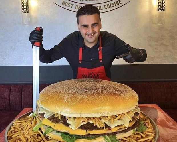 Nghề nghiệp và khối tài sản của 10 người chơi TikTok giàu nhất thế giới-10