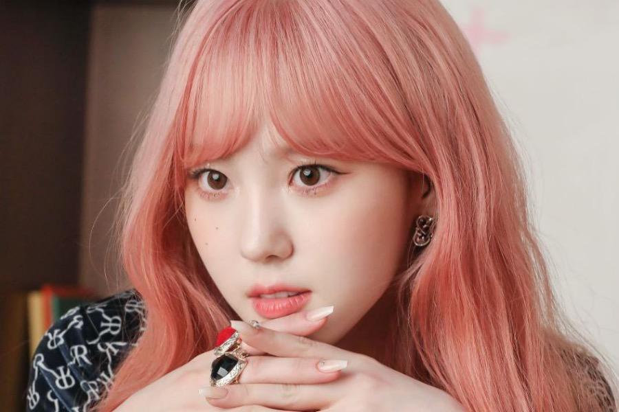 Những idol Kpop nâng tầm nhan sắc với mái tóc hồng-5