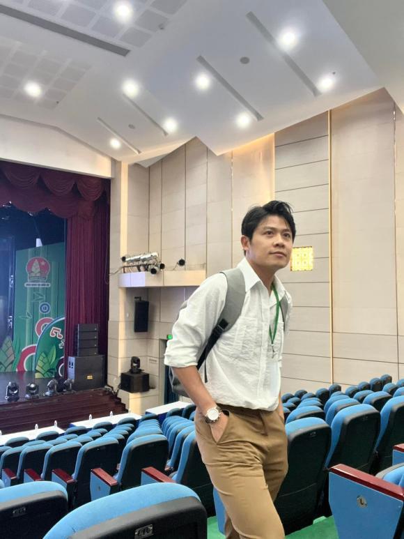 Sao Việt mua hàng online: Người nhận giẻ rách, người mặc như hài-16