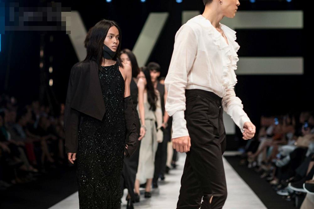 Cố người mẫu Châu Kim Sang trên những sàn diễn thời trang-19